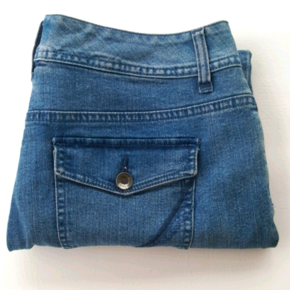 SONOMA LIFE + STYLE ♡ Super-Sweet Denim Embroidered Blue Jean Capris 10 - Picture 13 of 13